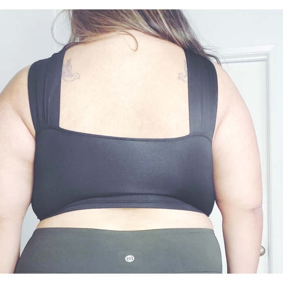 Tik tok famous criss cross halter top - Picture 3 of 3